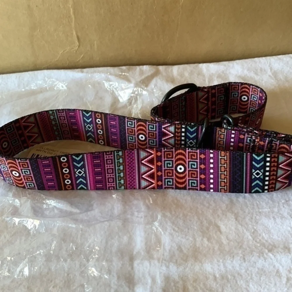 Nwt, Beautiful Dog Collar Tribal Aztec Martin, Multi Color. Size Large